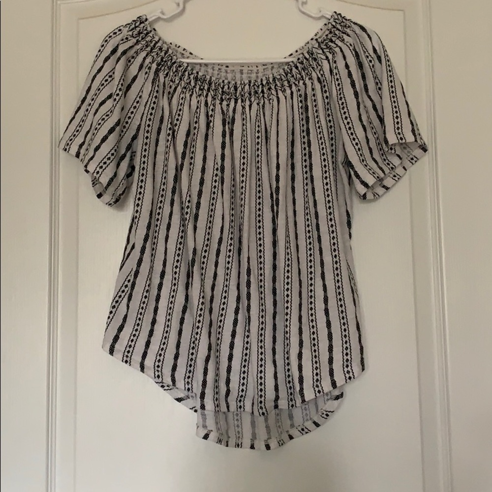 Sophisticated peasant top